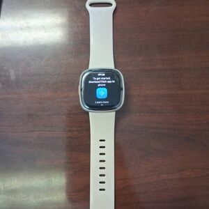 Fitbit Smartwatch - Cream Band